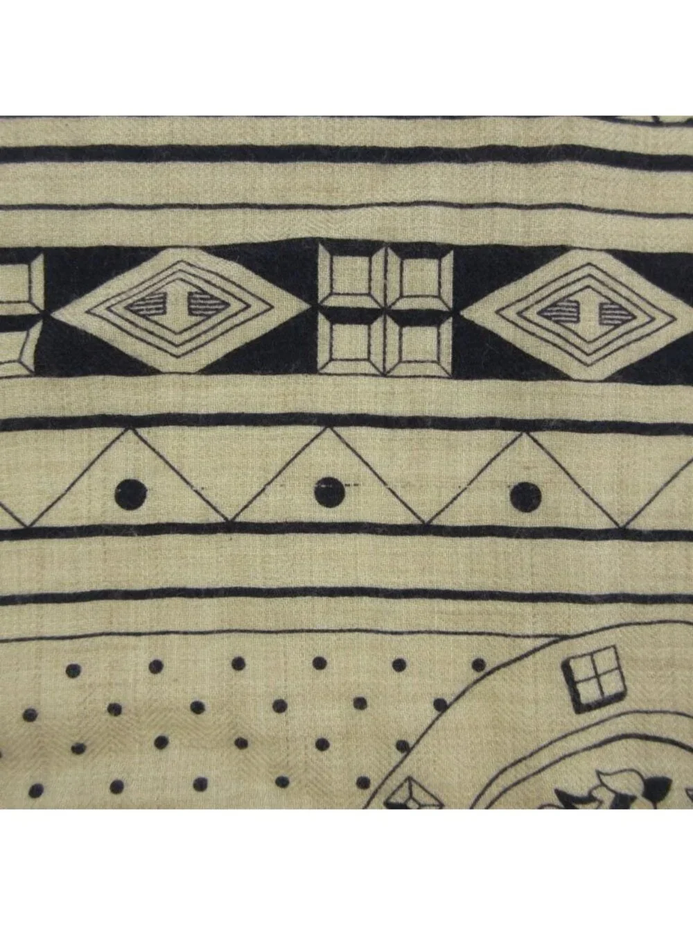 ★SOLD★ Hermes Carre Geant 140 Cheval de Coeur Cashmere Silk Large Scarf Beige - Picture 12 of 15